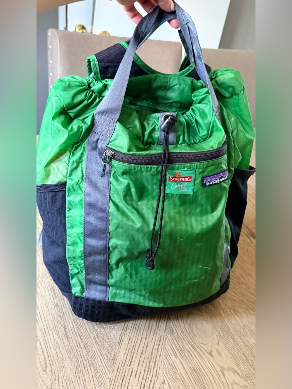 Patagonia Early Lightweight Travel Courier Green S7 Men Bag
